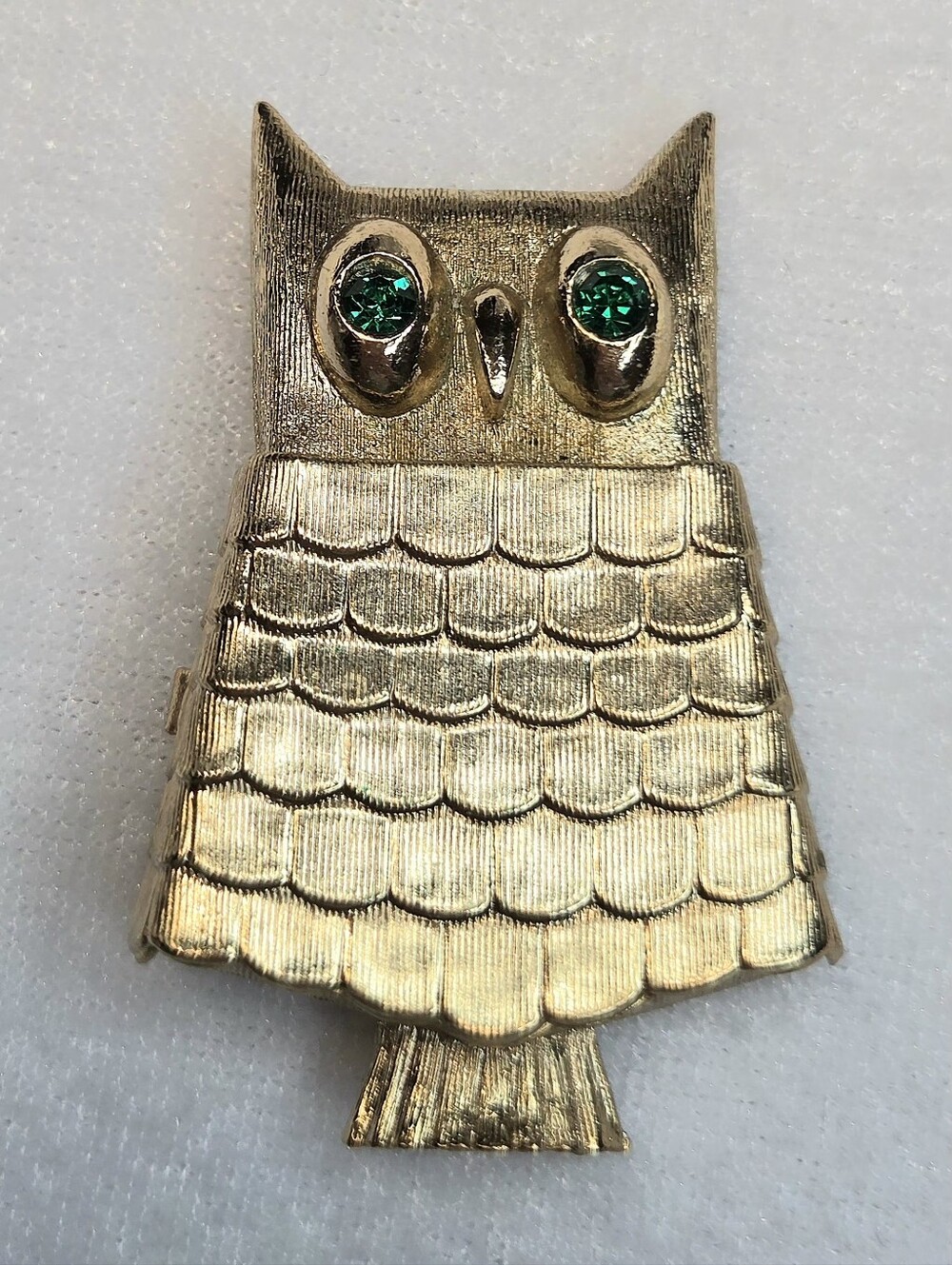 Vintage 1969 Avon Gold-Tone Green Jeweled Eyes Owl Brooch / Pin